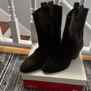 Clarks Dark Brown Suede Boots